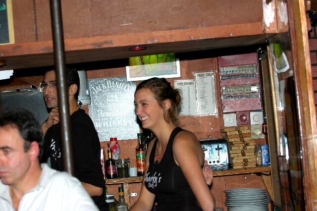 min 2005 11 06 sharkys 168